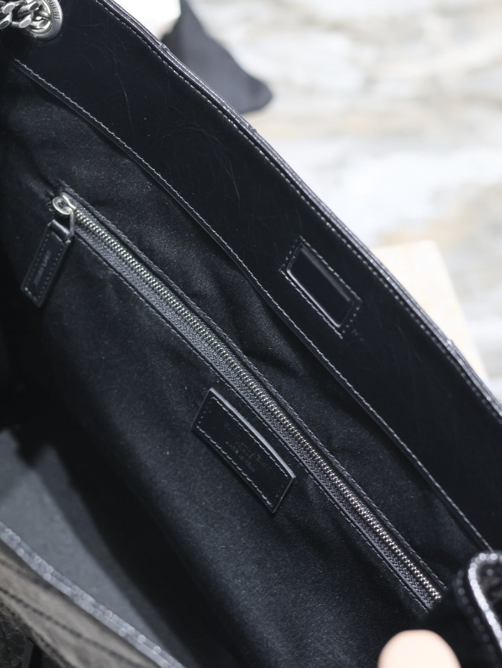 SAINT LAURENT NIKI SHOPPING BAG 39 IN BLACK CRUMPLED CALFSKIN SILVER HARDWARE