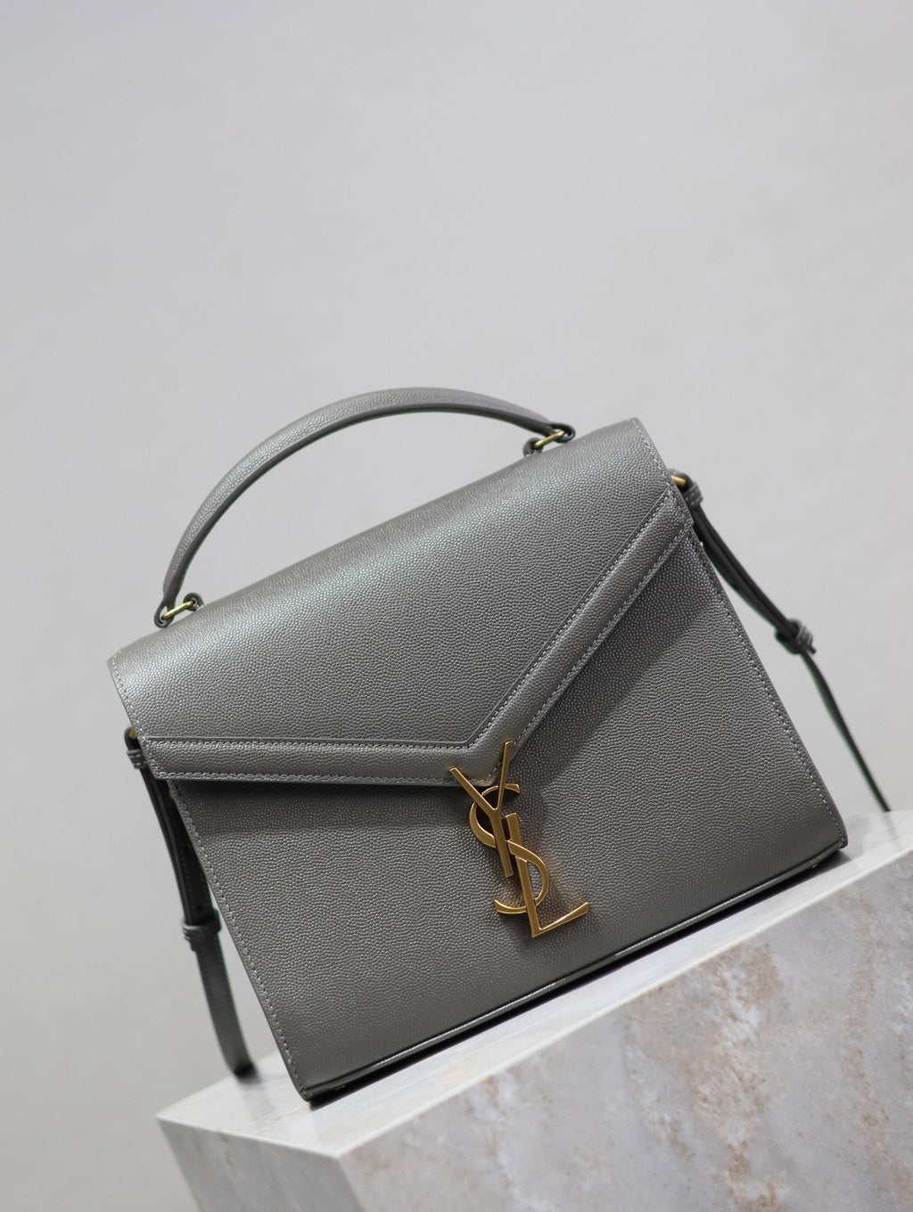 SAINT LAURENT CASSANDRA TOP HANDLE BAG 24 IN GRAY CALFSKIN GOLD HARDWARE