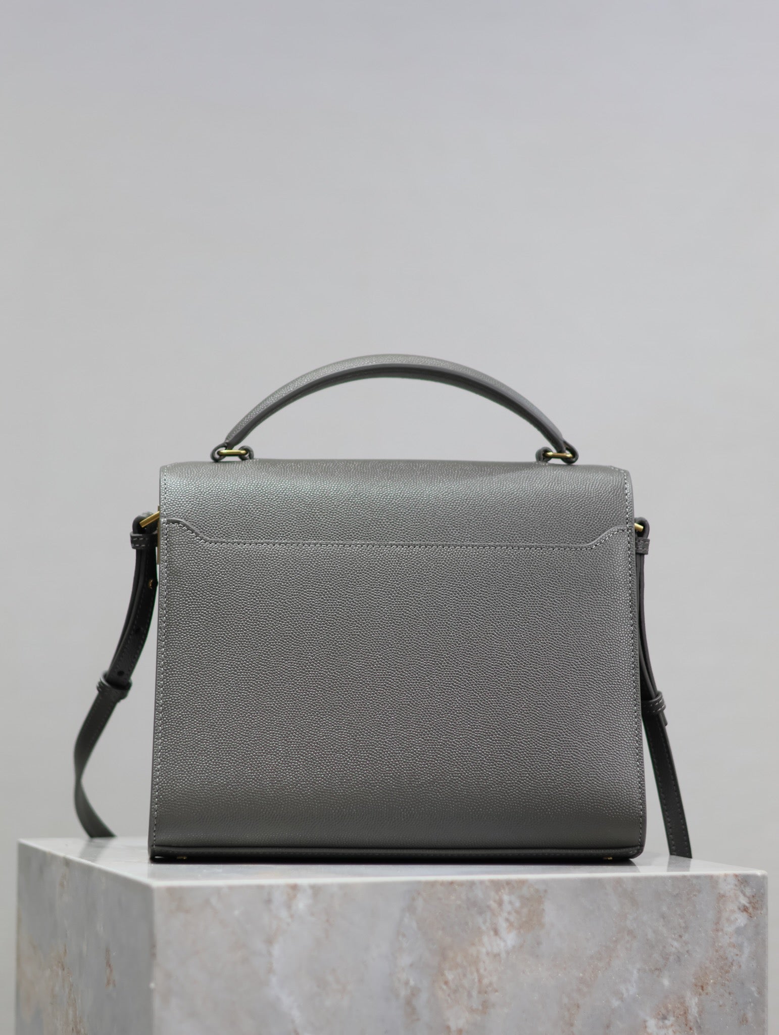 SAINT LAURENT CASSANDRA TOP HANDLE BAG 24 IN GRAY CALFSKIN GOLD HARDWARE