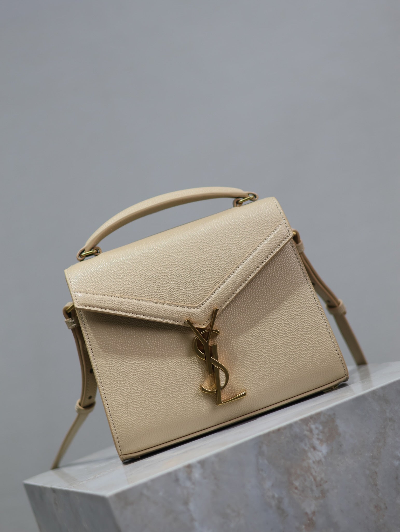 SAINT LAURENT CASSANDRA MINI TOP HANDLE BAG 20 IN BEIGE CALFSKIN GOLD HARDWARE