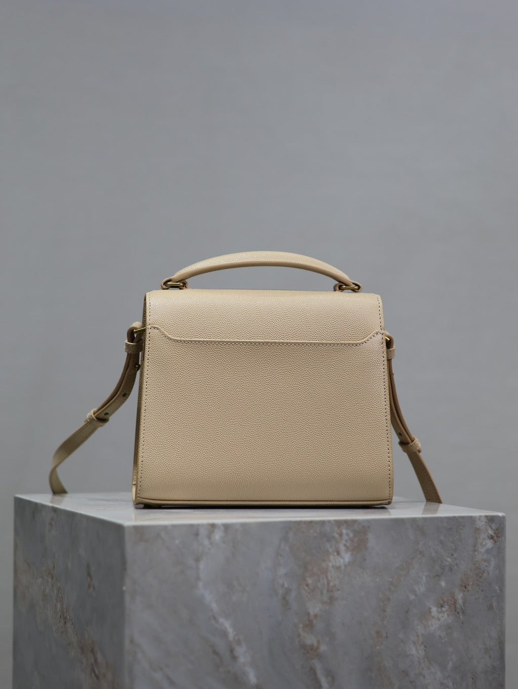 SAINT LAURENT CASSANDRA MINI TOP HANDLE BAG 20 IN BEIGE CALFSKIN GOLD HARDWARE