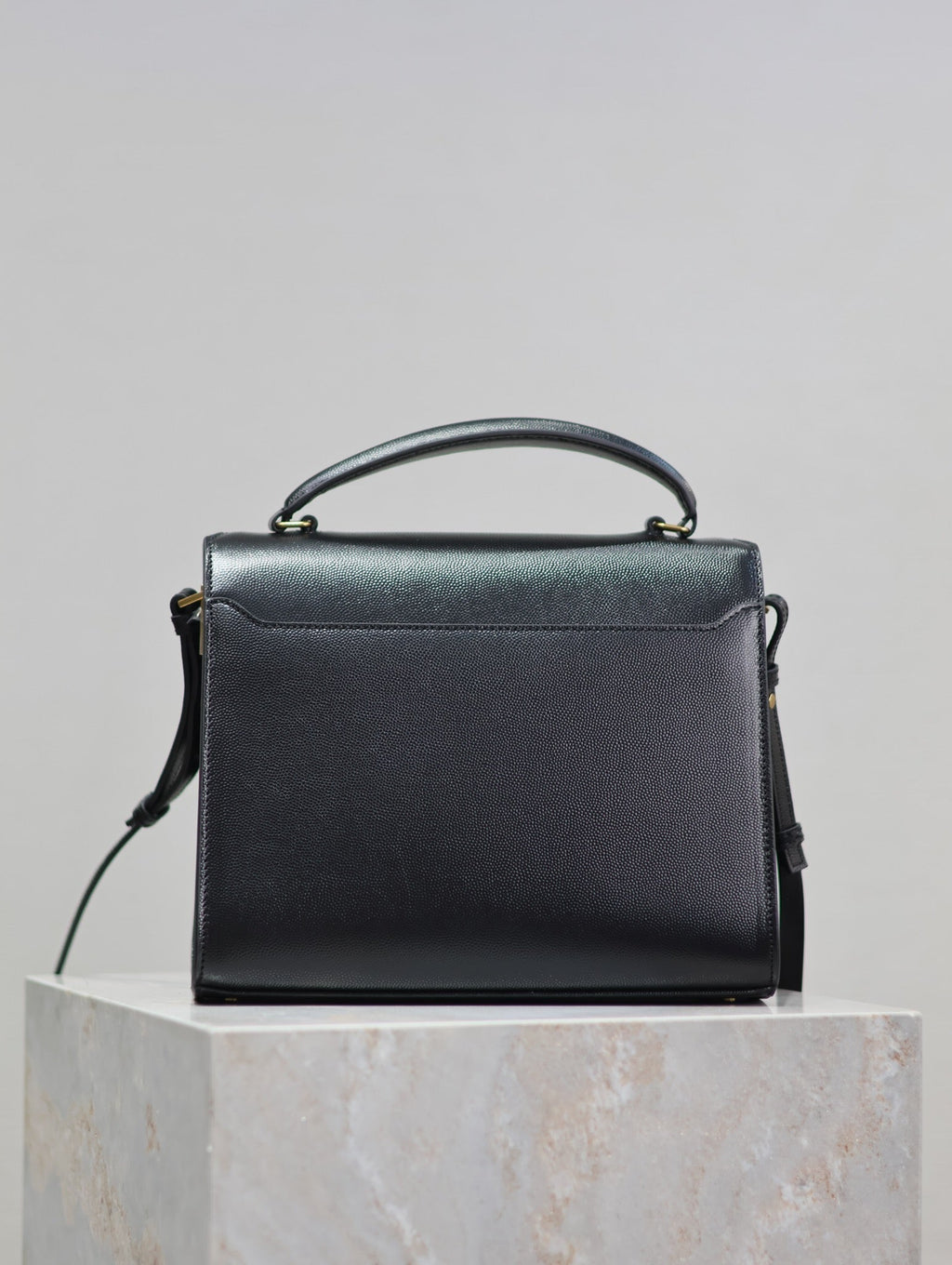SAINT LAURENT CASSANDRA TOP HANDLE BAG 24 IN BLACK CALFSKIN GOLD HARDWARE