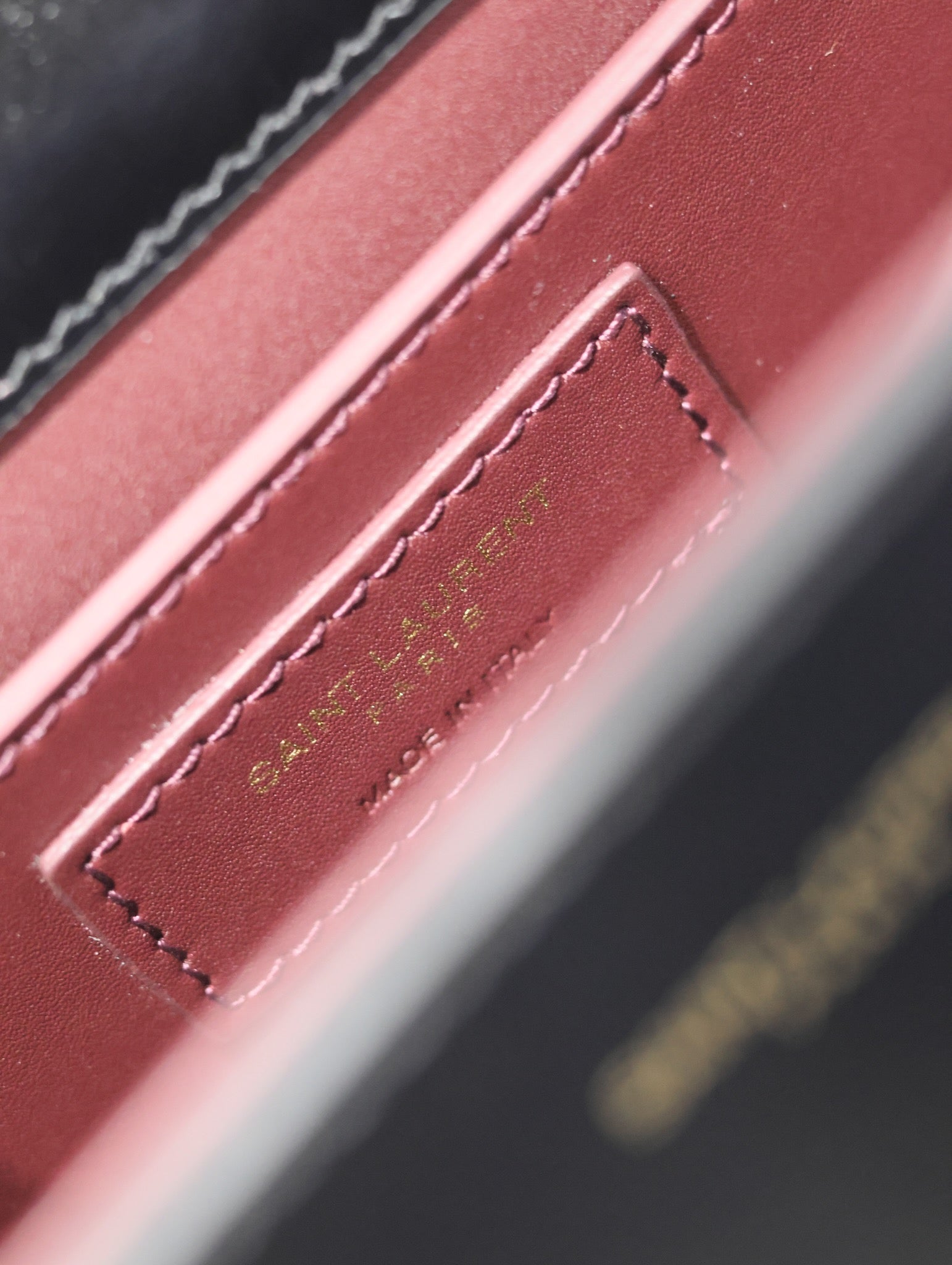 SAINT LAURENT CASSANDRA MINI TOP HANDLE BAG 20 IN BLACK SMOOTH LAMBSKIN GOLD HARDWARE