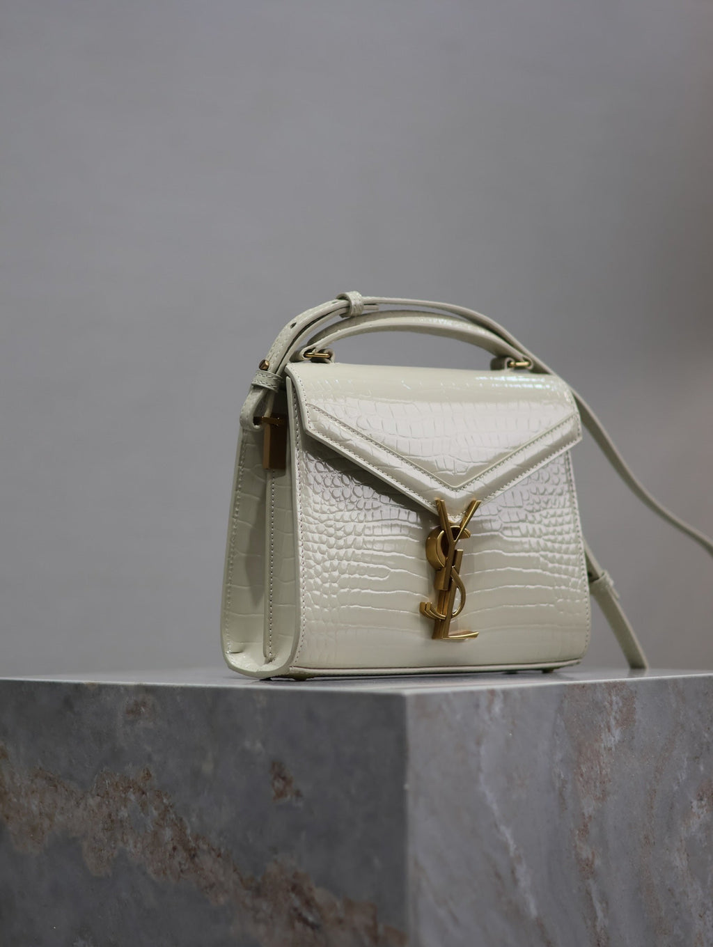 SAINT LAURENT CASSANDRA MINI TOP HANDLE BAG 20 IN WHITE CROCODILE-EMBOSSED GLOSSY CALFSKIN