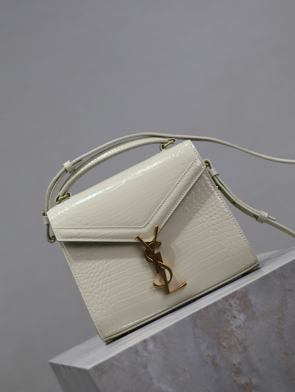 SAINT LAURENT CASSANDRA MINI TOP HANDLE BAG 20 IN WHITE CROCODILE-EMBOSSED GLOSSY CALFSKIN