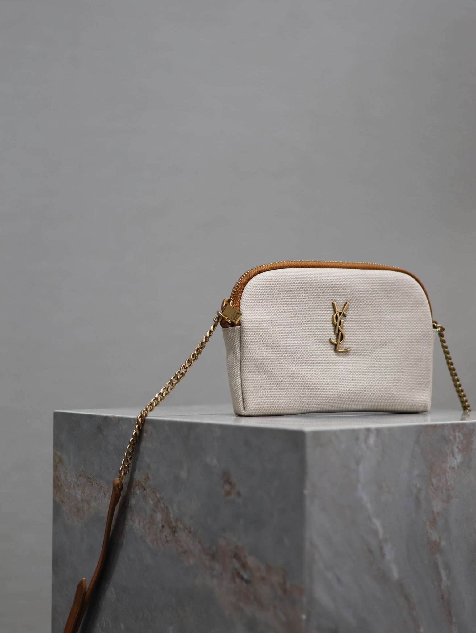 SAINT LAURENT GABY ZIPPED POUCH 19 IN WHITE MIX BROWN COTTON GOLD HARDWARE