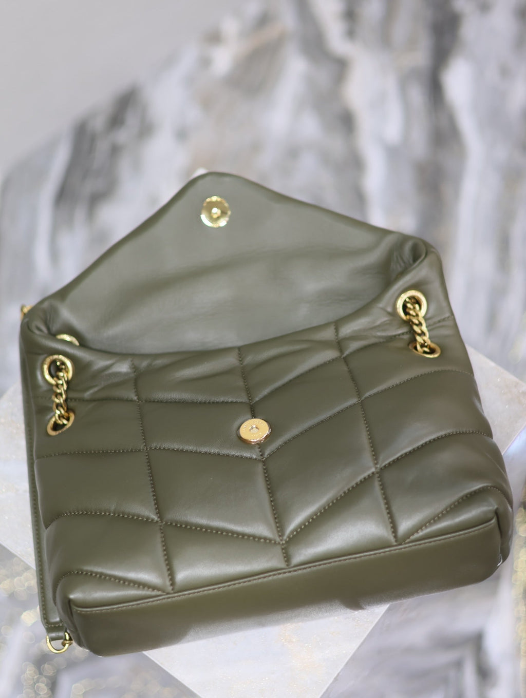 SAINT LAURENT YSL 25S LOULOU PUFFER MM 29 IN DARK OLIVE CALFSKIN GOLD HARDWRE