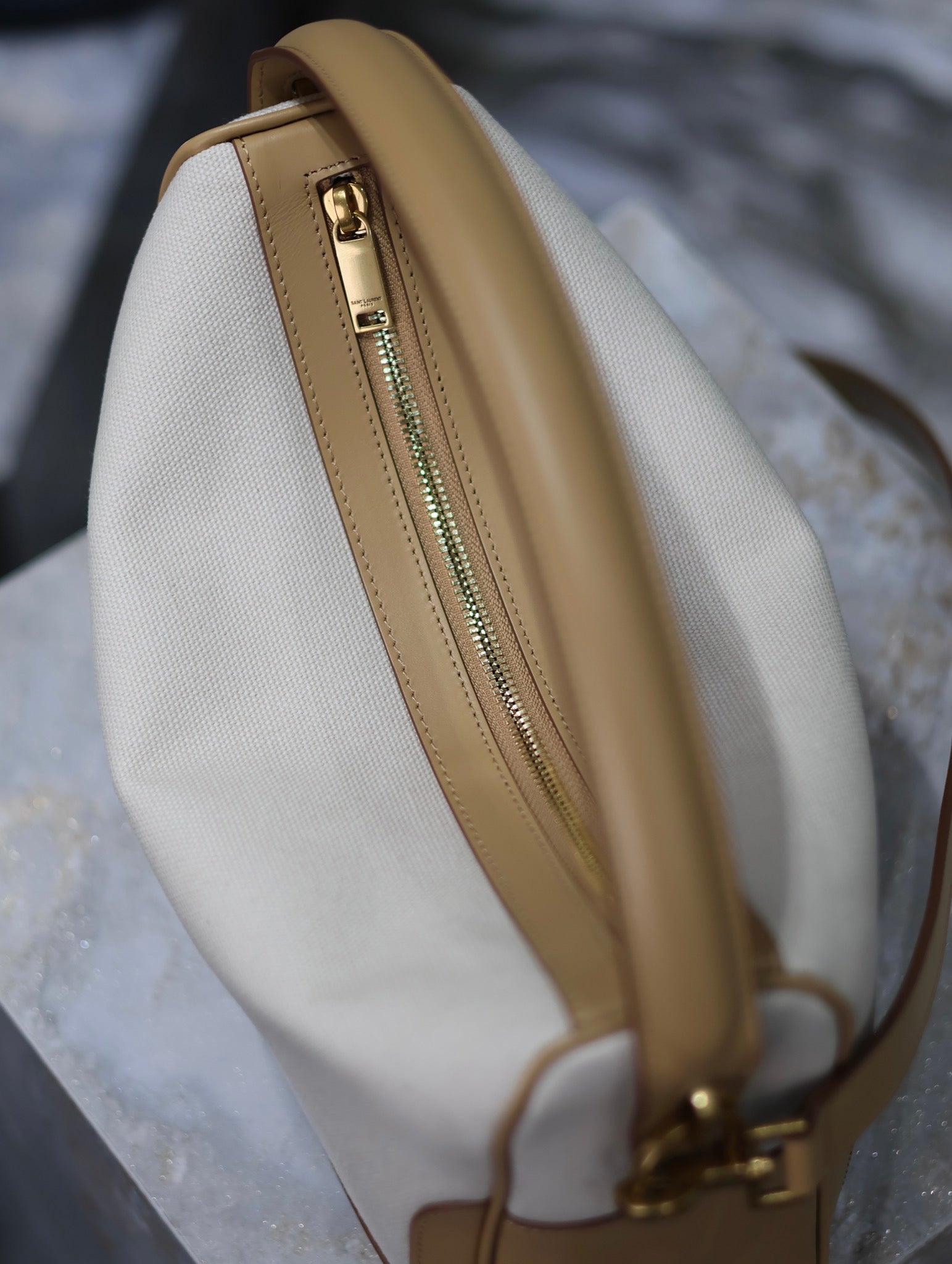 SAINT LAURENT CAMERA SUPPLE BAG 28 IN WHITE CANVAS AND BROWN CALFSKIN TRIM