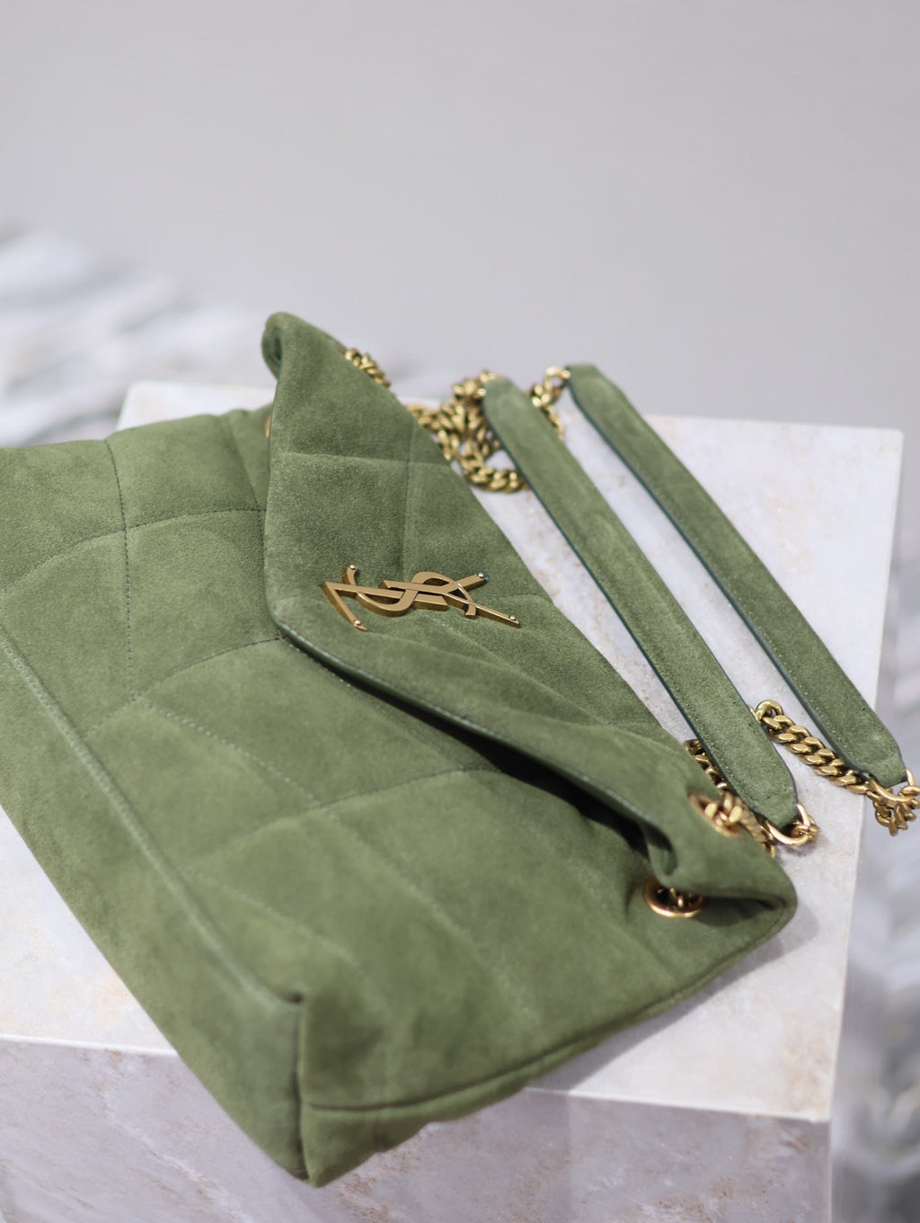 SAINT LAURENT YSL 25S LOULOU PUFFER MM 29 IN GREEN SUEDE GOLD HARDWRE