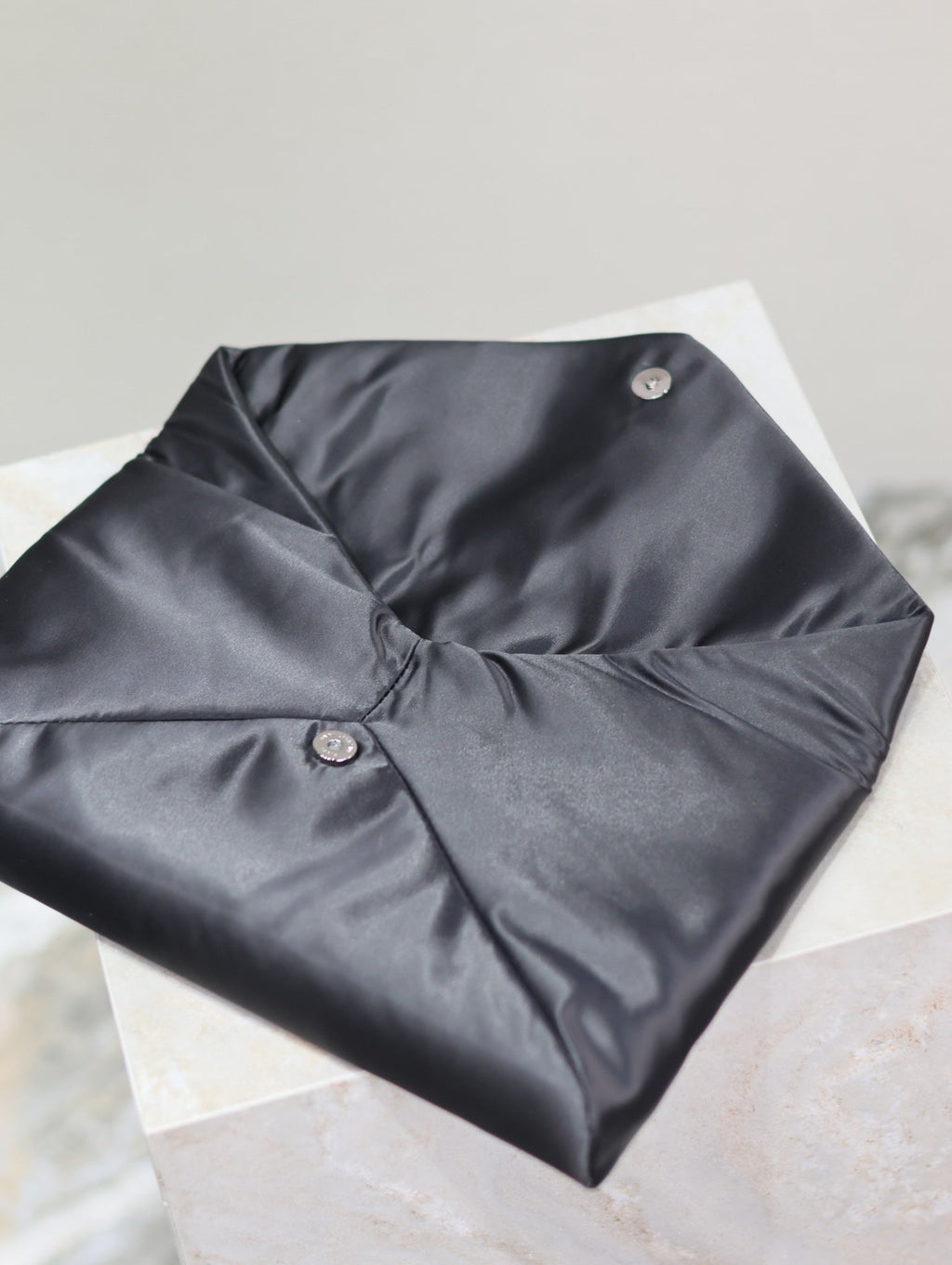 SAINT LAURENT ENVELOPE CLUTCH 29 IN BLACK NYLON BLACK LOGO