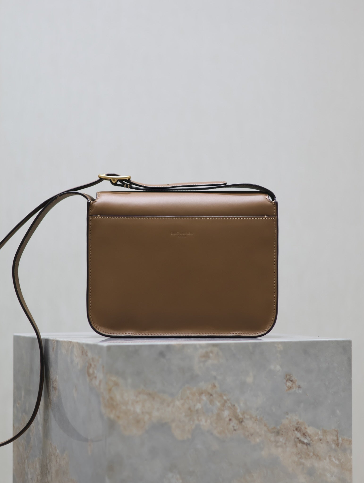 SAINT LAURENT YSL 25S NIKI BABY 22 IN BROWN CALFSKIN GOLD HARDWRE