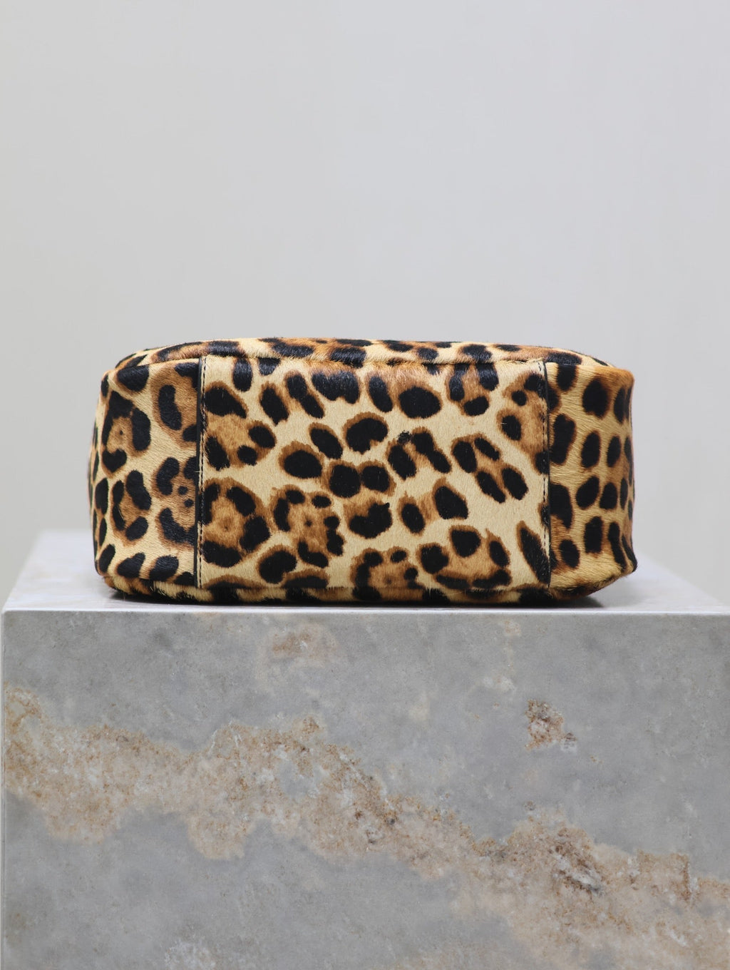 SAINT LAURENT LE 5 À 7 SMALL SUPPLE 23 IN LEOPARD PRINT CALFSKIN