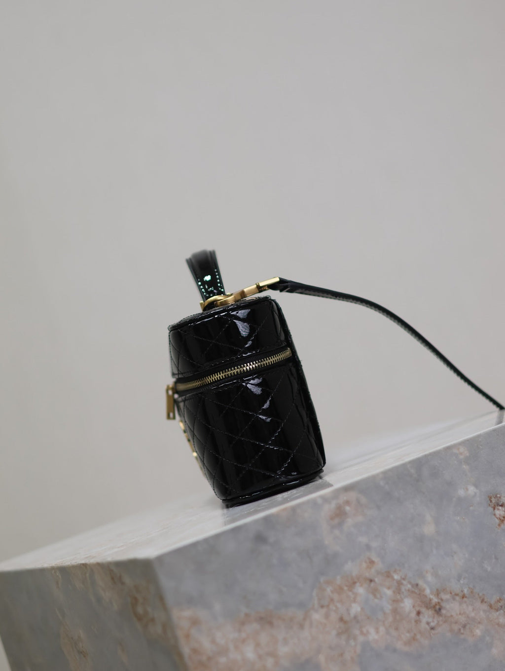 SAINT LAURENT GABY MINI VANITY 18 IN BLACK GLOSSY LAMBSKIN GOLD HARDWARE