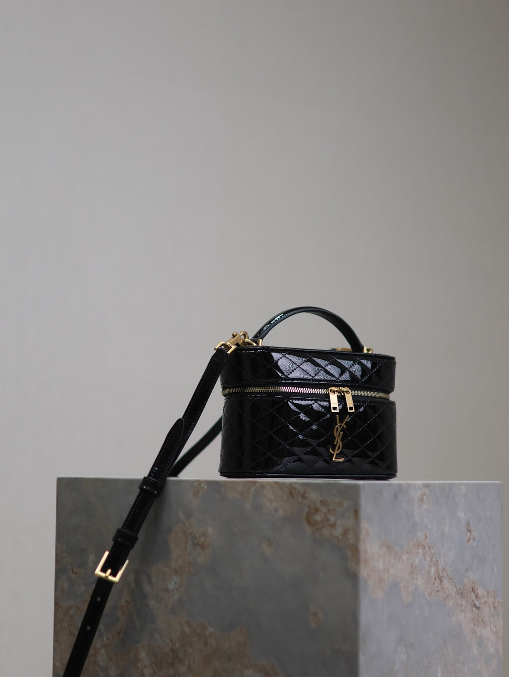 SAINT LAURENT GABY MINI VANITY 18 IN BLACK GLOSSY LAMBSKIN GOLD HARDWARE