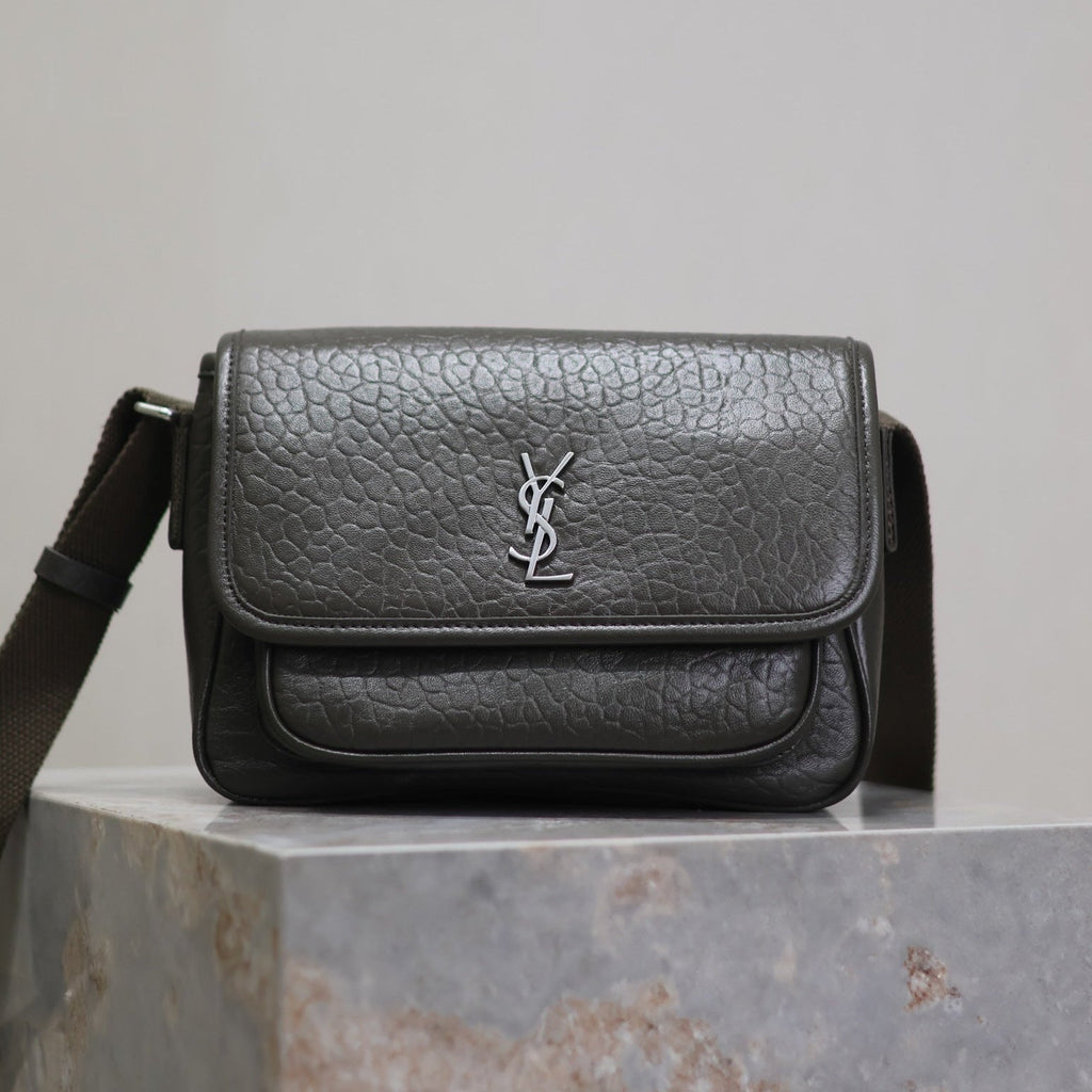 SAINT LAURENT NIKI BABY 22 IN UNIFORM GREEN LAMBSKIN SILVER LOGO