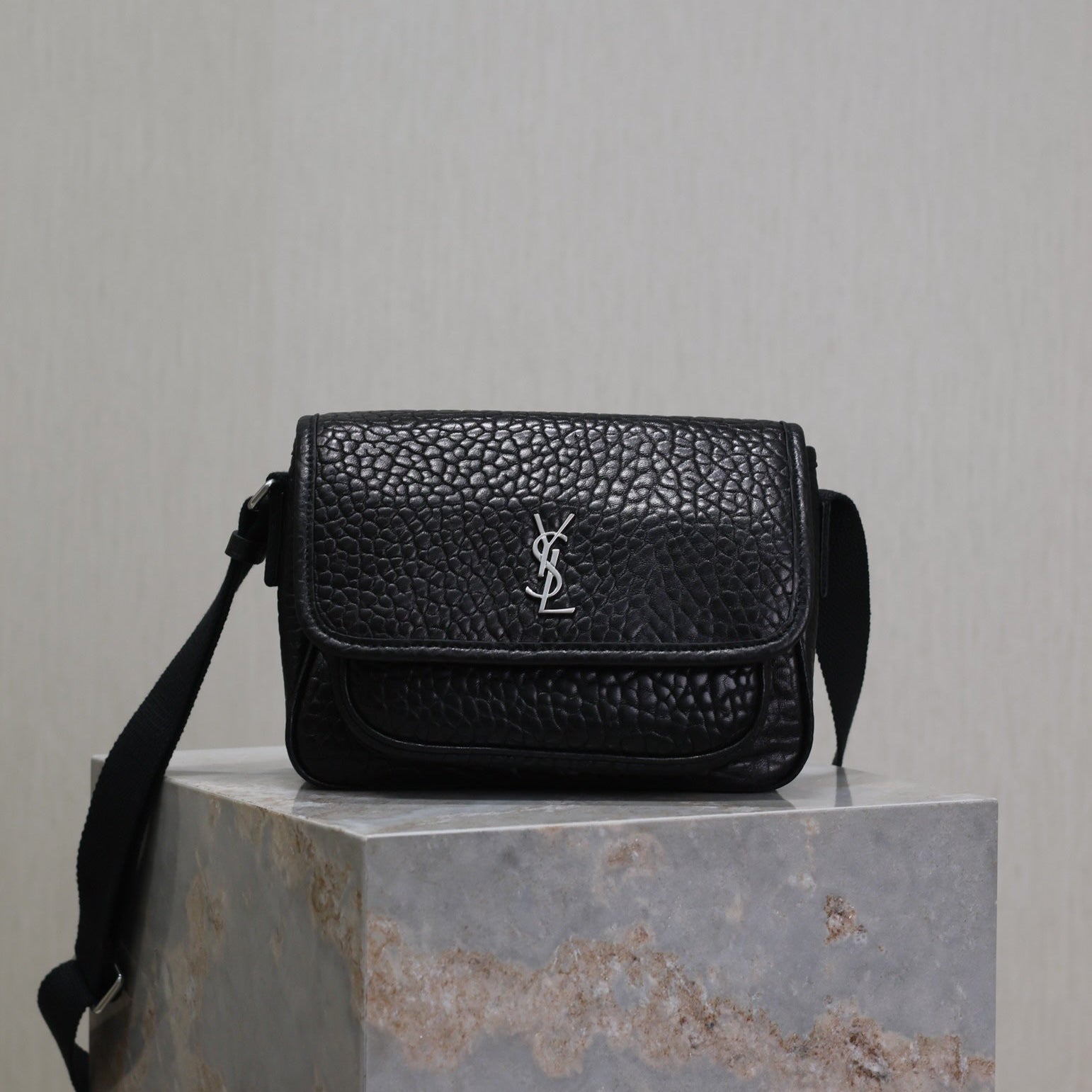 SAINT LAURENT NIKI BABY 22 IN BLACK ELEPHANT PATTERN LAMBSKIN SILVER LOGO