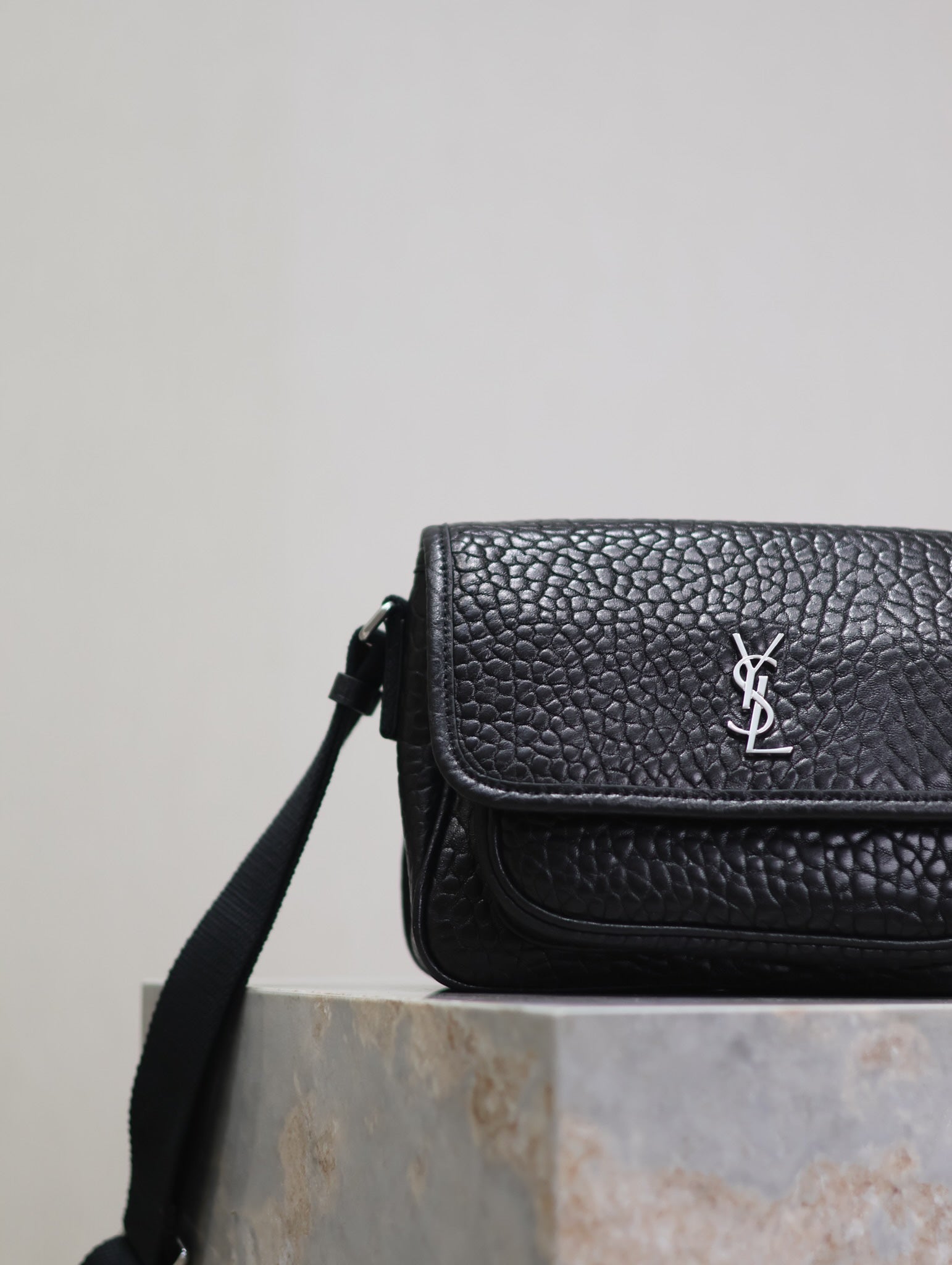 SAINT LAURENT NIKI BABY 22 IN BLACK ELEPHANT PATTERN LAMBSKIN SILVER LOGO
