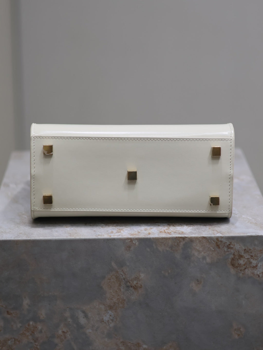 SAINT LAURENT MANHATTAN SMALL TOP HANDLE BAG 21 IN WHITE CALFSKIN GOLD HARDWARE