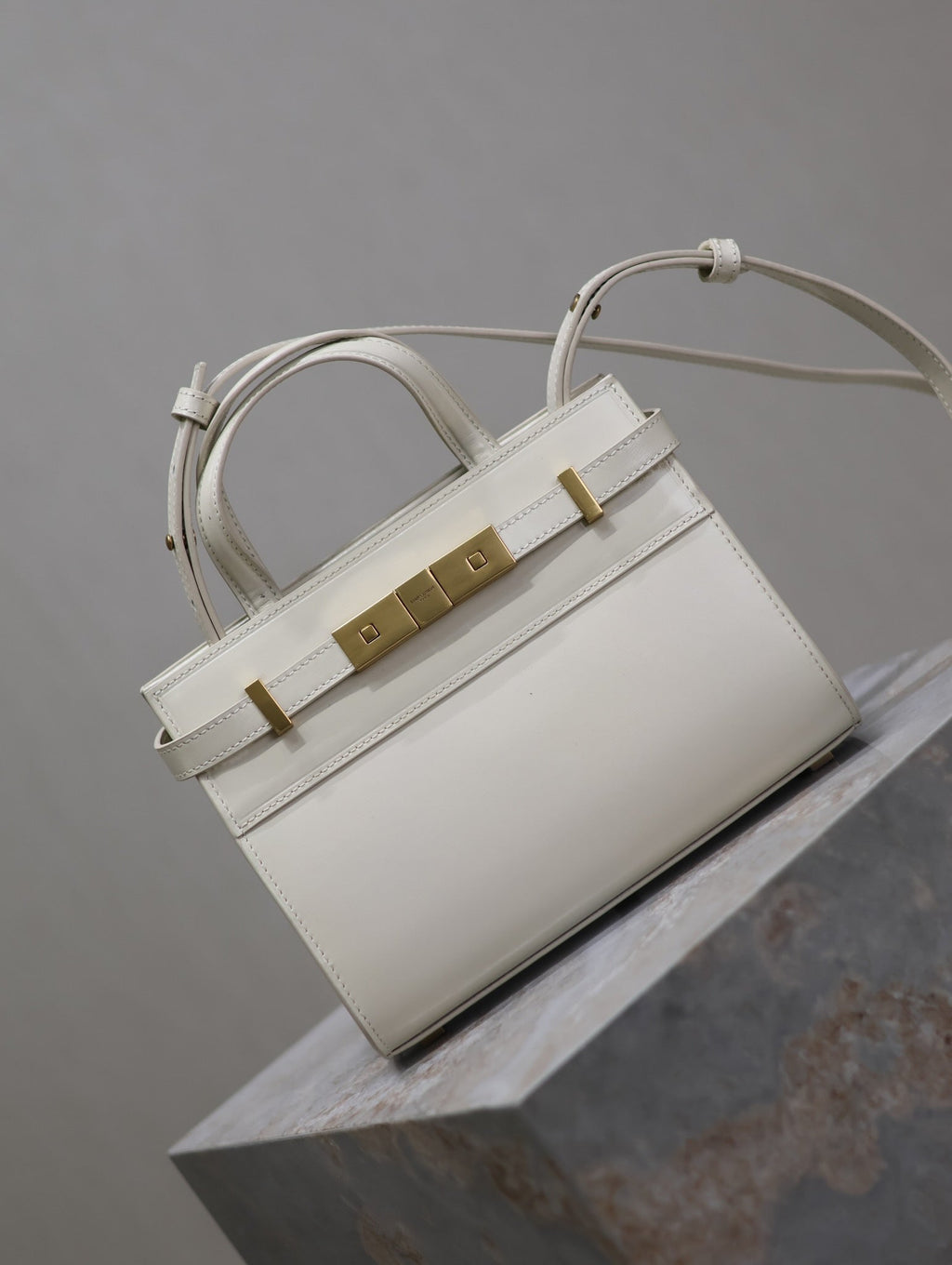 SAINT LAURENT MANHATTAN SMALL TOP HANDLE BAG 21 IN WHITE CALFSKIN GOLD HARDWARE