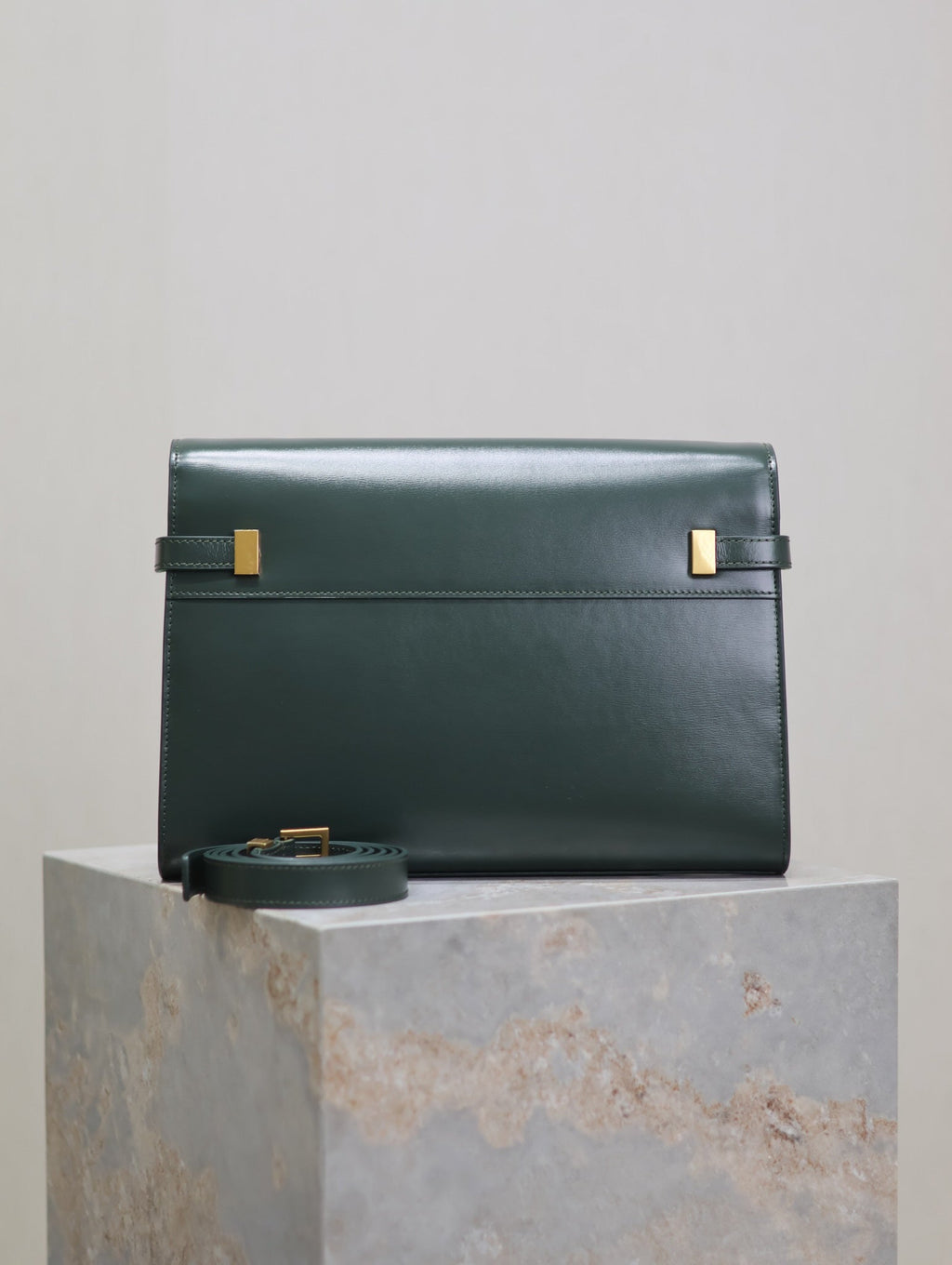 SAINT LAURENT MANHATTAN MEDIUM 29 IN SACRAMENTO GREEN SMOOTH CALFSKIN GOLD BUCKLE
