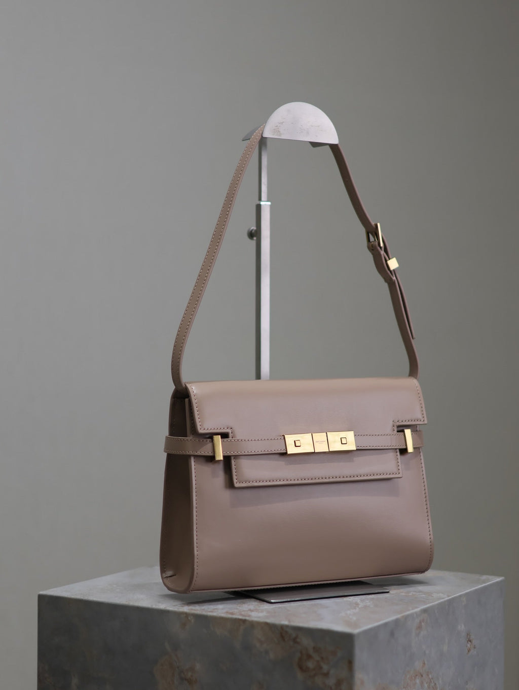 SAINT LAURENT MANHATTAN SMALL 24 IN DARK BEIGE SMOOTH LAMBSKIN GOLD HARDWARE