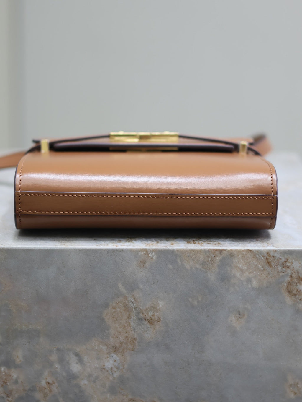 SAINT LAURENT YSL 25S MINI MANHATTAN 19 IN BROWN CALFSKIN GOLD HARDWARE