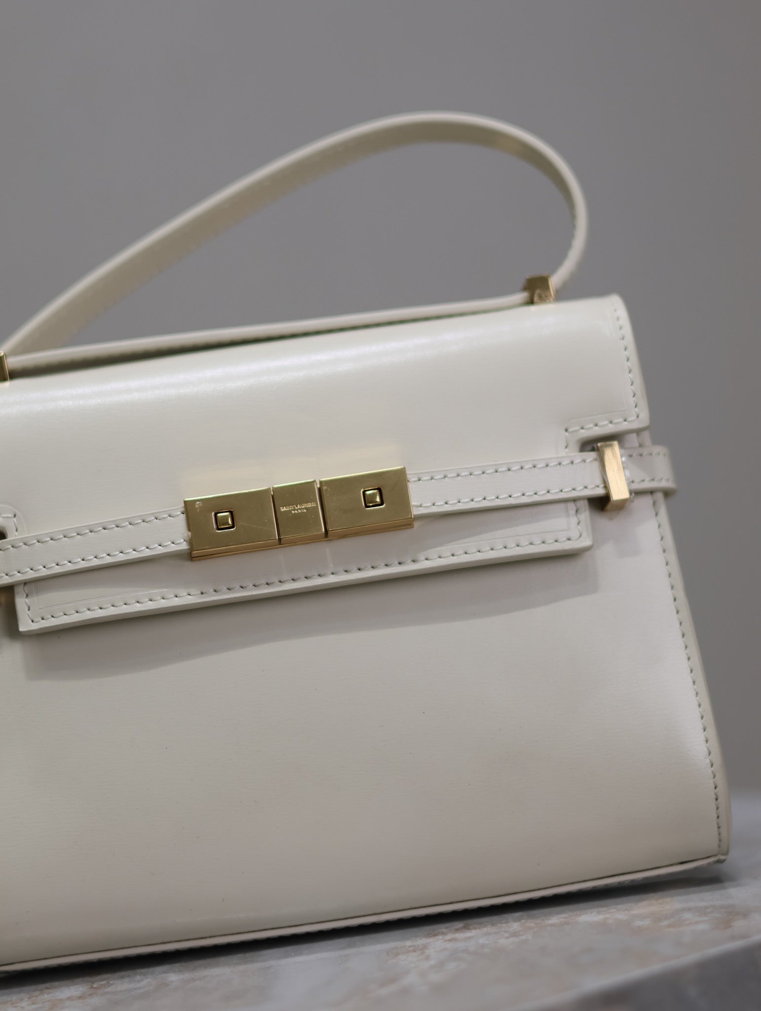 SAINT LAURENT YSL 25S MINI MANHATTAN 19 IN BLANC VINTAGE CALFSKIN GOLD HARDWRE