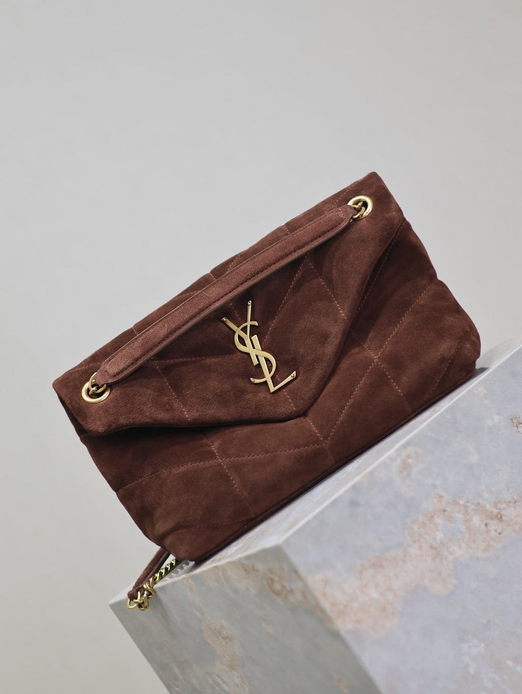 SAINT LAURENT YSL 25S LOULOU PUFFER MM 29 IN DARK BROWN SUEDE GOLD HARDWARE