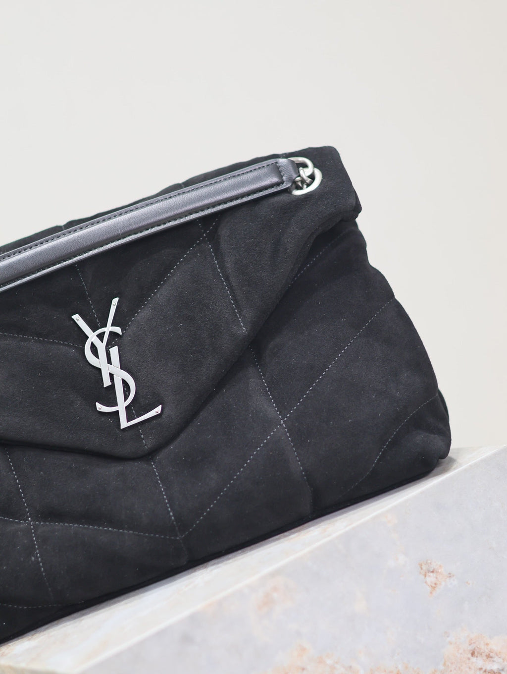 SAINT LAURENT YSL 25S LOULOU PUFFER GM 35 IN BLACK SUEDE SILVER HARDWARE