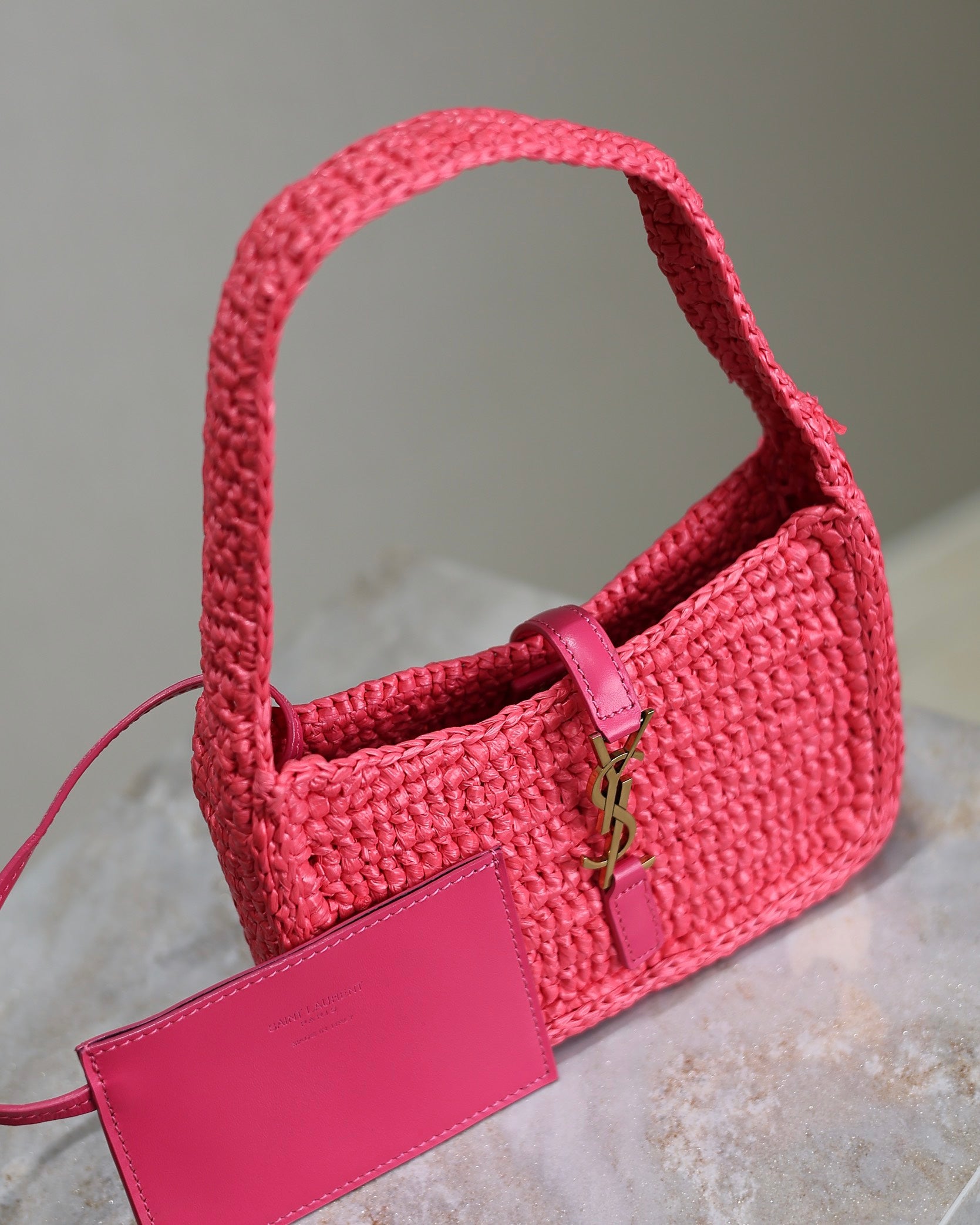 SAINT LAURENT LE 5 À 7 BAG  19 IN MAGENTA PINK WOVEN RAFFIA