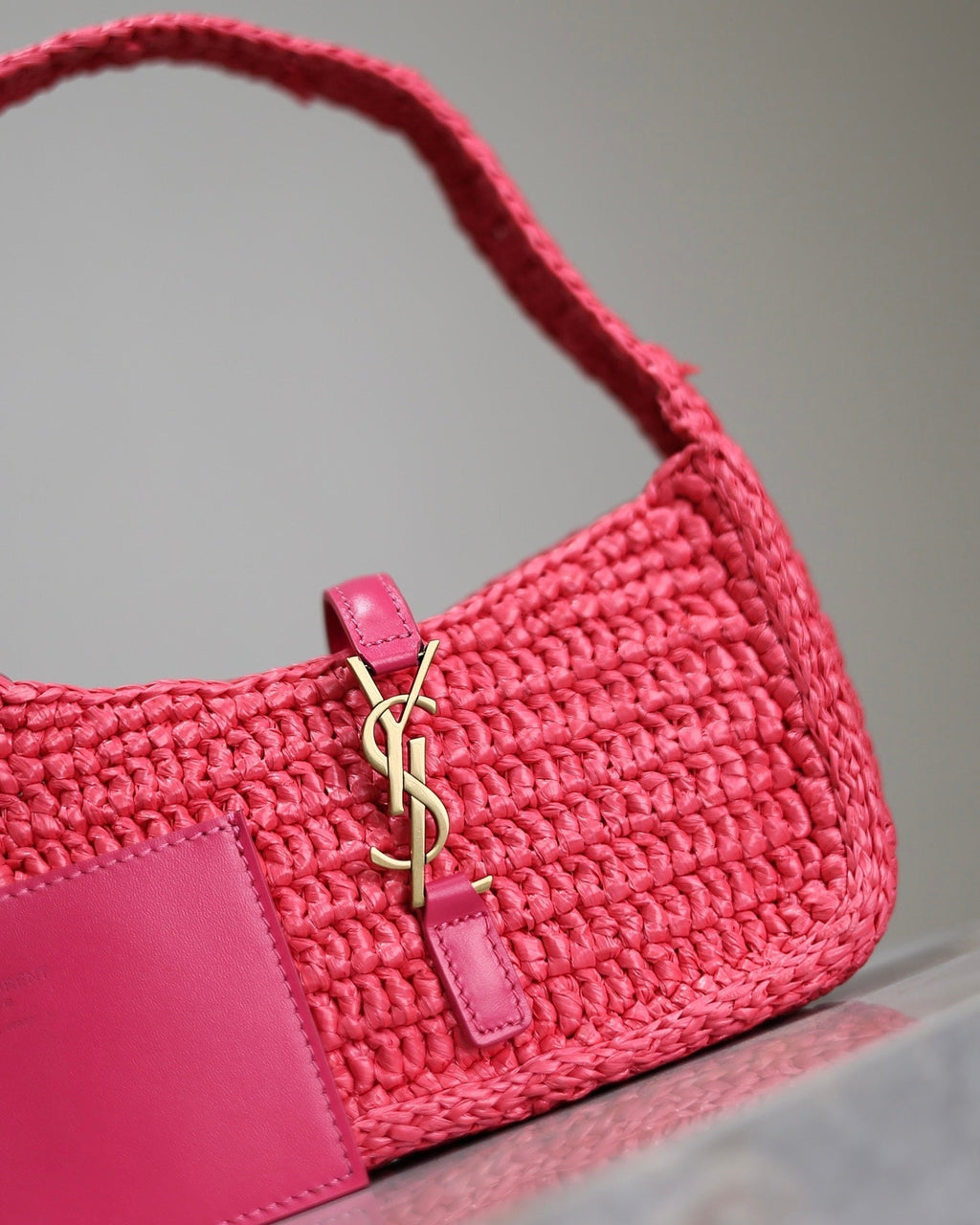 SAINT LAURENT LE 5 À 7 BAG  19 IN MAGENTA PINK WOVEN RAFFIA