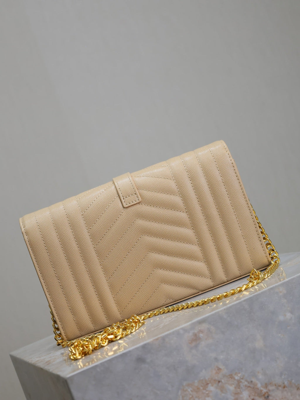 SAINT LAURENT ENVELOPE CHAIN BAG 22 IN SEPIA TAN LAMBSKIN GOLD HARDWARE