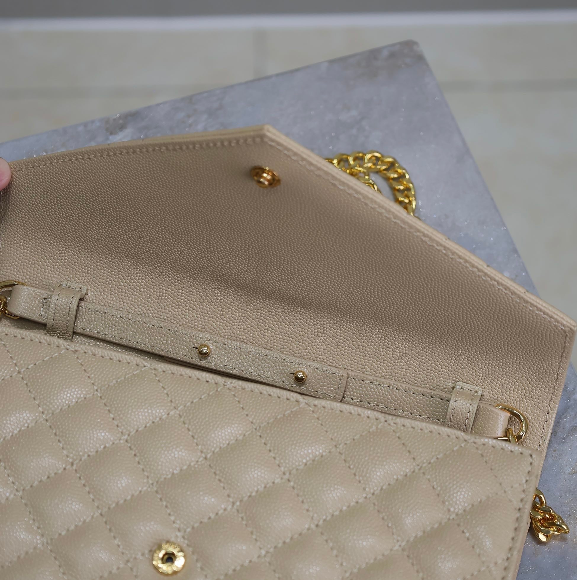 SAINT LAURENT ENVELOPE CHAIN BAG 22 IN SEPIA TAN LAMBSKIN GOLD HARDWARE