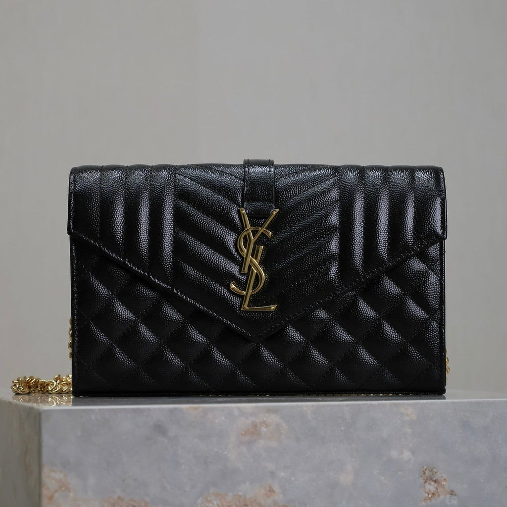 SAINT LAURENT ENVELOPE CHAIN BAG 22 IN BLACK LAMBSKIN GOLD HARDWARE