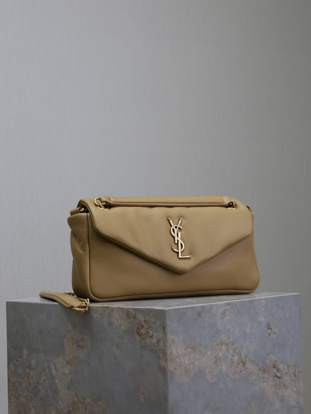 SAINT LAURENT YSL 25S CALYPSO HANDBAG 26 IN LIGHT BROWN LAMBSKIN GOLD HARDWRE