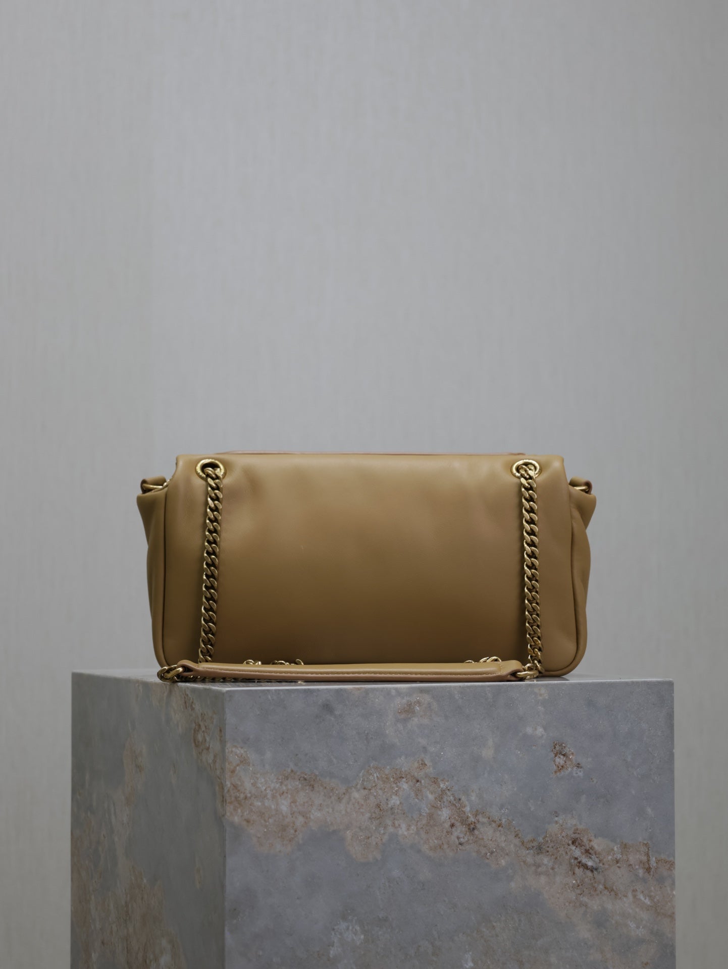 SAINT LAURENT YSL 25S CALYPSO HANDBAG 26 IN LIGHT BROWN LAMBSKIN GOLD HARDWRE