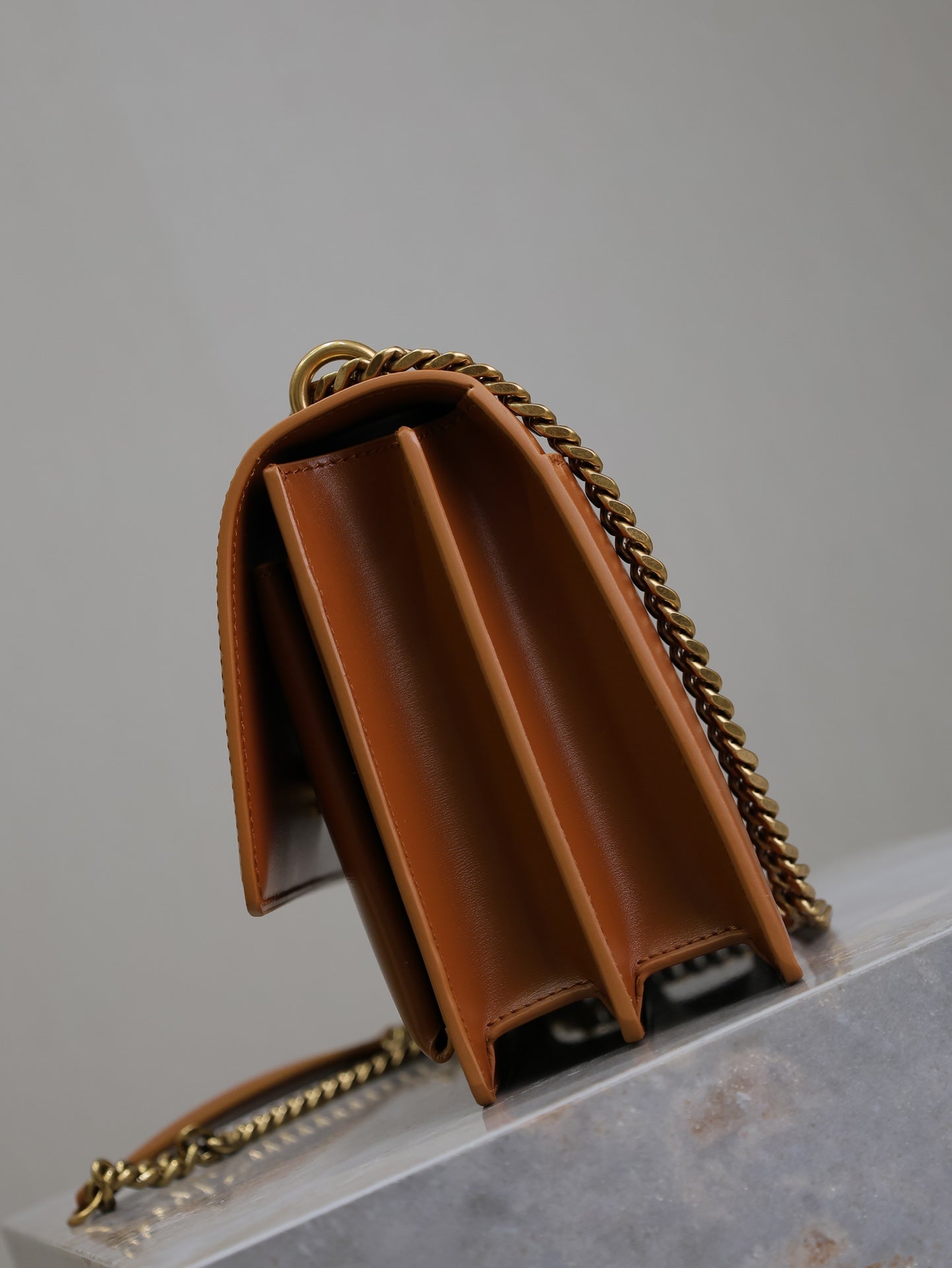 SAINT LAURENT YSL 25S SUNSET BAG 22 IN DARK CARAMEL CALFSKIN GOLD HARDWARE