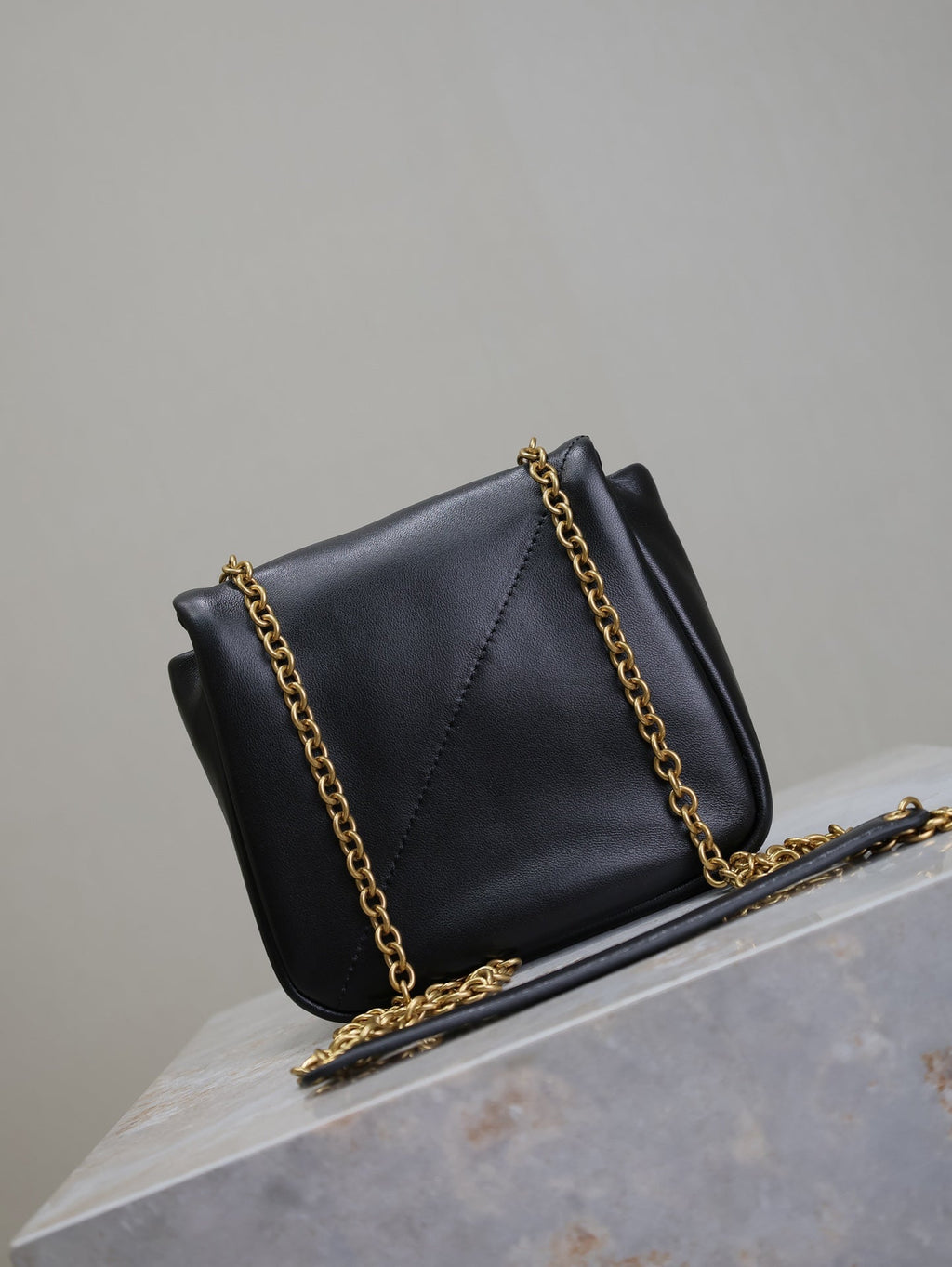 SAINT LAURENT YSL 25S JAMIE CUBE 16 IN BLACK CALFSKIN