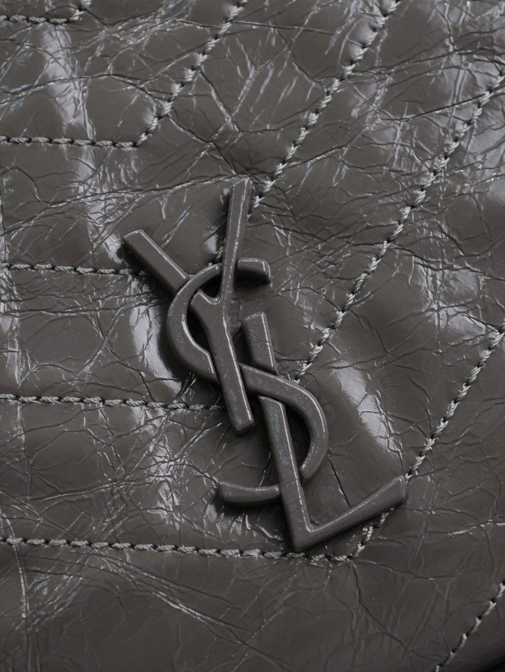 SAINT LAURENT NIKI SHOPPING BAG 33 IN GRAY CRUMPLED CALFSKIN