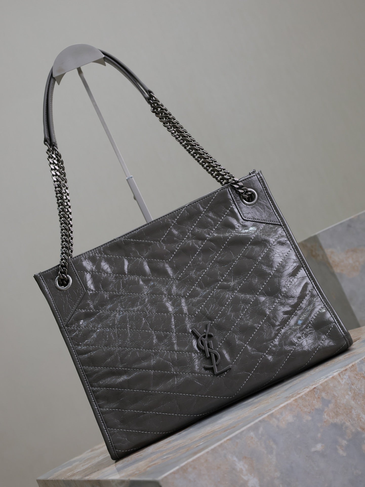SAINT LAURENT NIKI SHOPPING BAG 33 IN GRAY CRUMPLED CALFSKIN