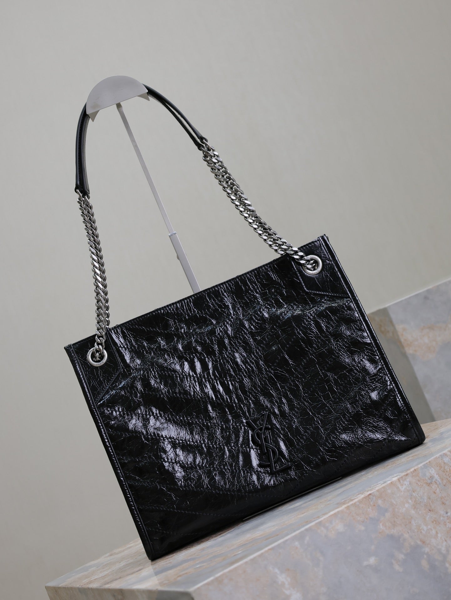 SAINT LAURENT NIKI SHOPPING BAG 33 IN BLACK CRUMPLED CALFSKIN SILVER HARDWARE