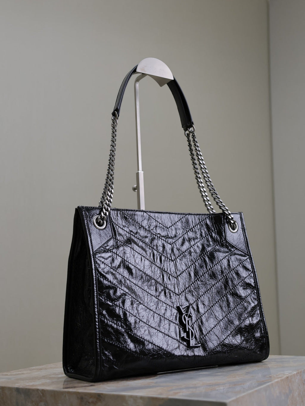 SAINT LAURENT NIKI SHOPPING BAG 33 IN BLACK CRUMPLED CALFSKIN SILVER HARDWARE