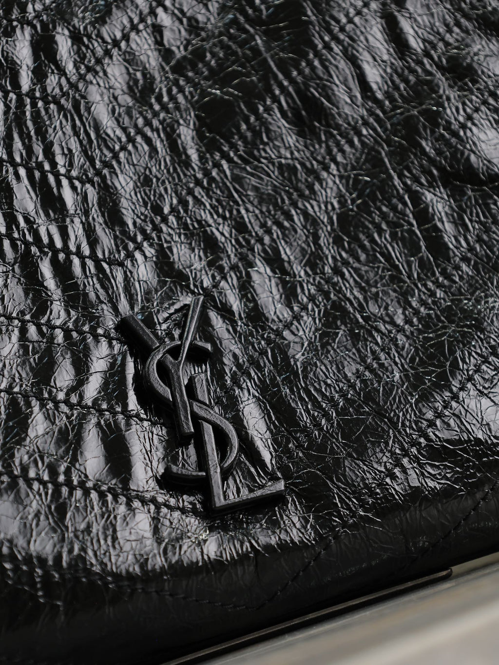 SAINT LAURENT NIKI SHOPPING BAG 33 IN BLACK CRUMPLED CALFSKIN SILVER HARDWARE