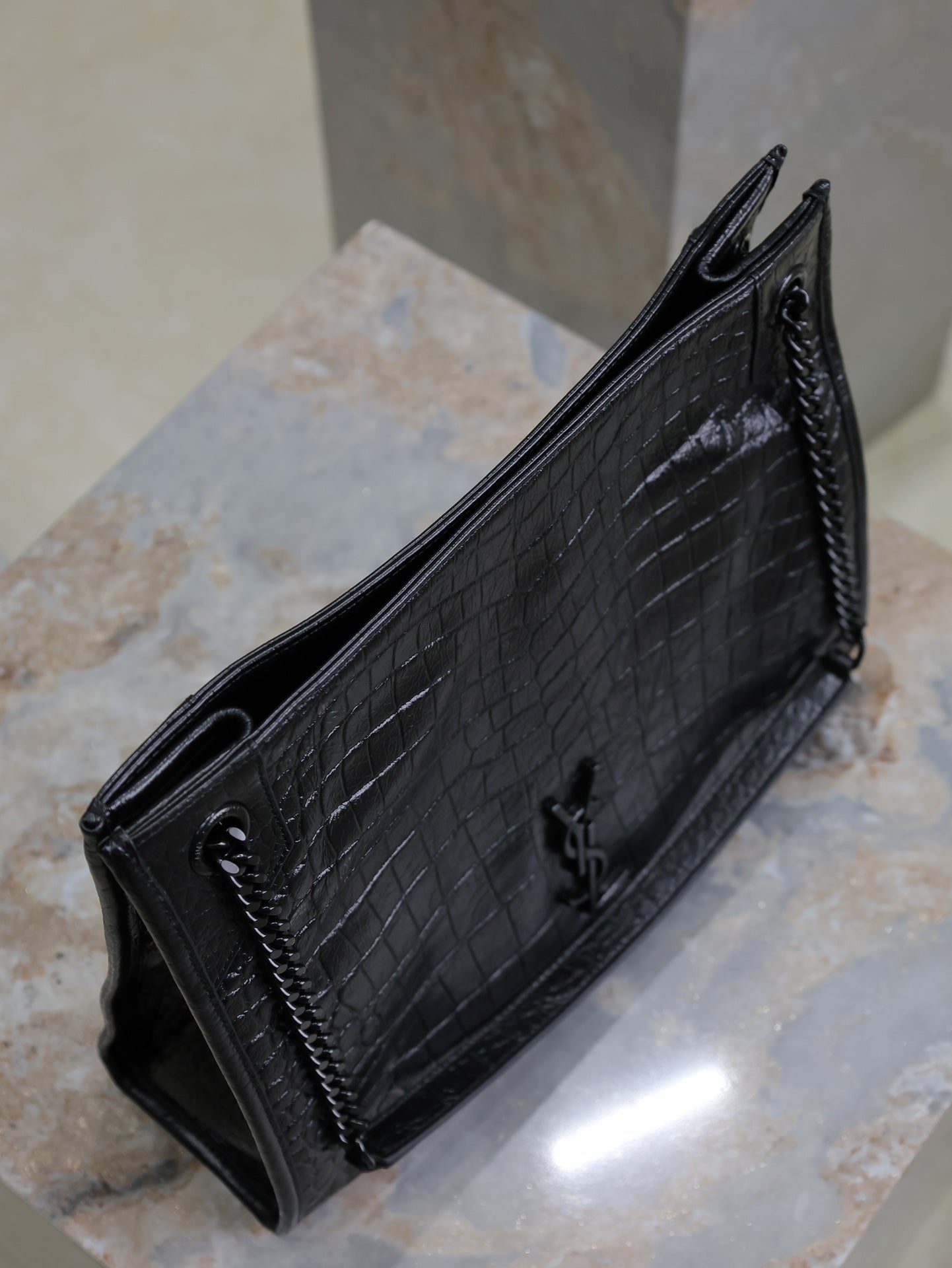 SAINT LAURENT NIKI SHOPPING BAG 33 IN BLACK CROCODILE-EMBOSSED CALFSKIN
