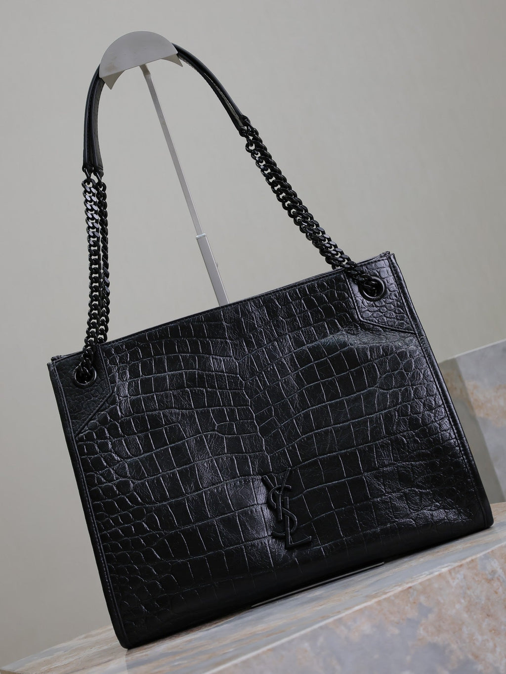 SAINT LAURENT NIKI SHOPPING BAG 33 IN BLACK CROCODILE-EMBOSSED CALFSKIN