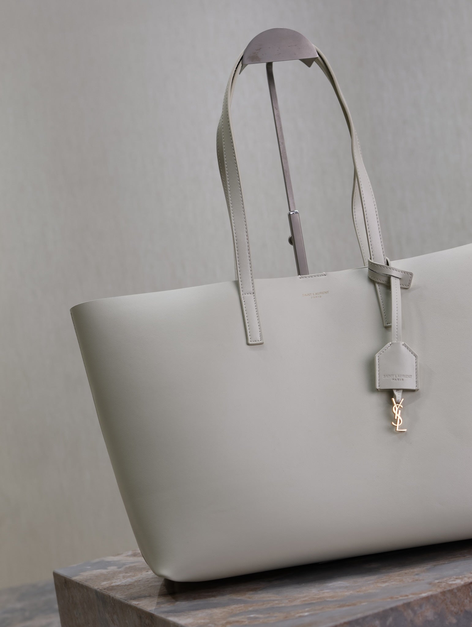 SAINT LAURENT SHOPPING TOTE BAG 38 IN WHITE CALFSKIN