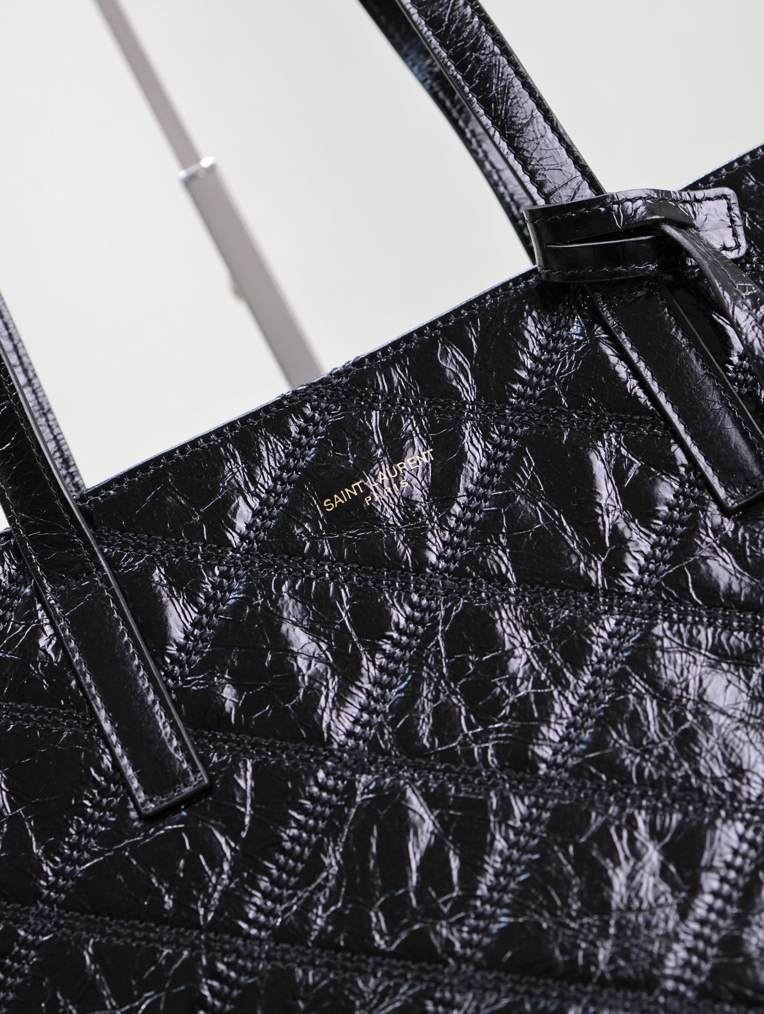 SAINT LAURENT SHOPPING TOTE BAG 38 IN BLACK CRUMPLED CALFSKIN