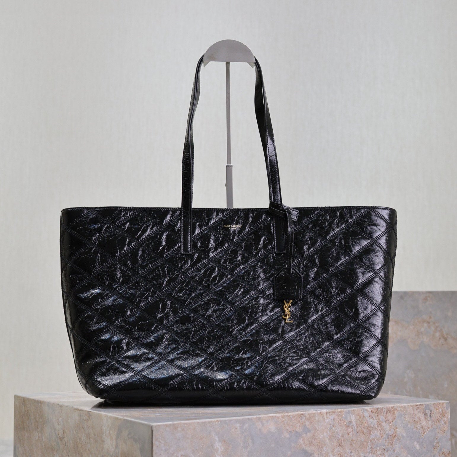 SAINT LAURENT SHOPPING TOTE BAG 38 IN BLACK CRUMPLED CALFSKIN