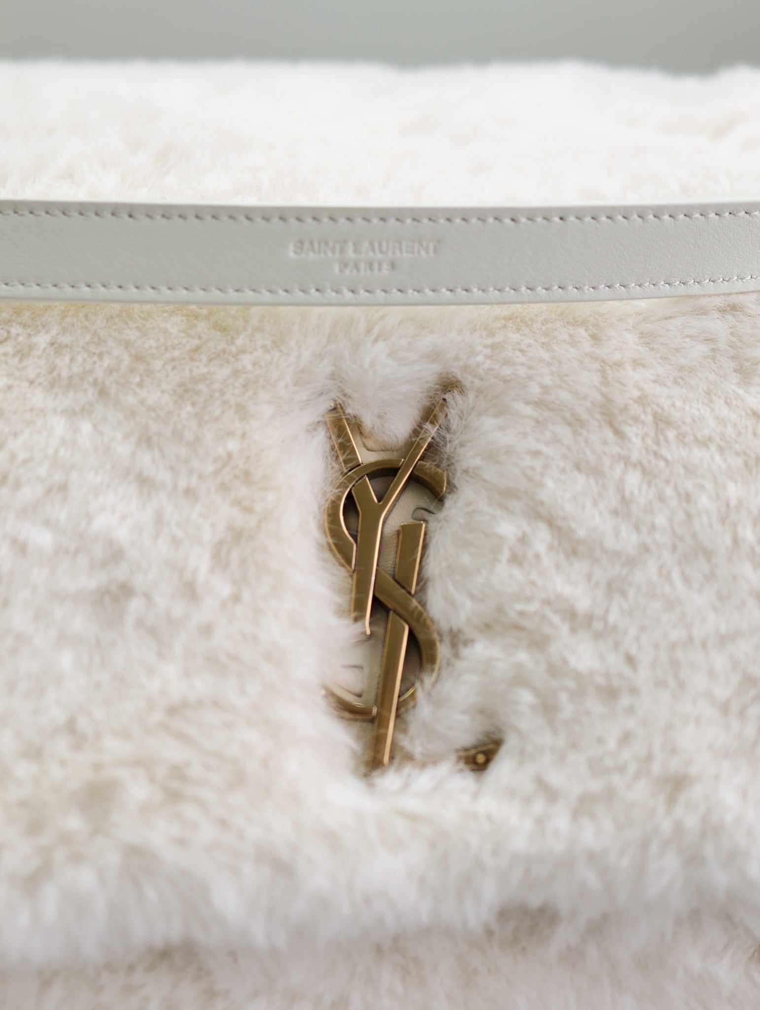 SAINT LAURENT NIKI LARGE 32 IN WHITE RABBIT FUR GOLD HARDWARE