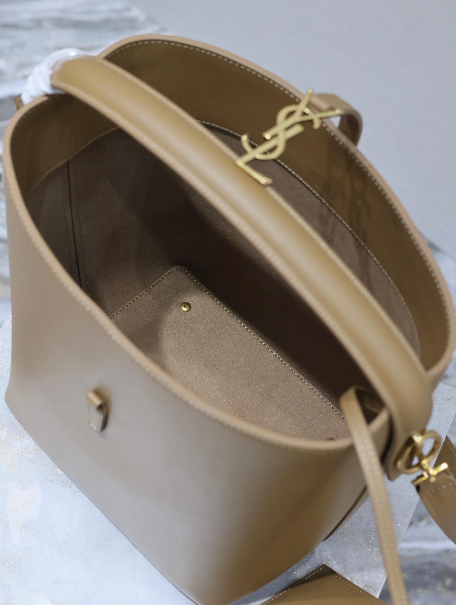 SAINT LAURENT YSL 25S LE 5 À 7 BAG 26 IN BROWN CALFSKIN GOLD HARDWRE